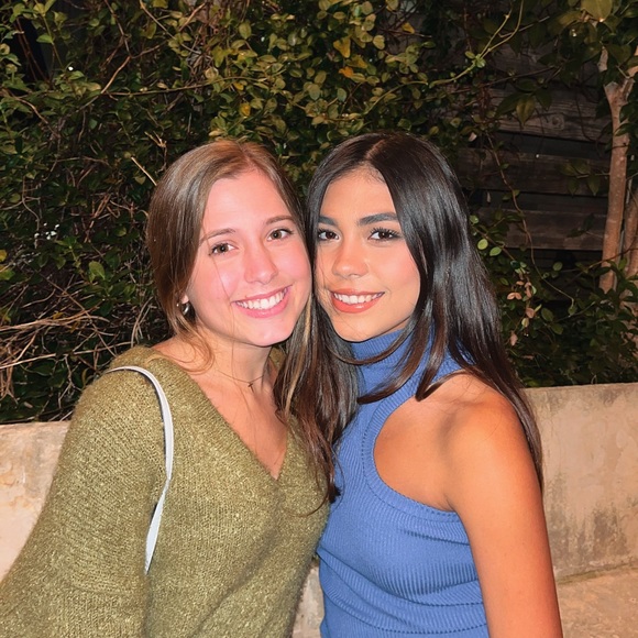 Meet your Posher, Shiloh - Picture 1 of 1